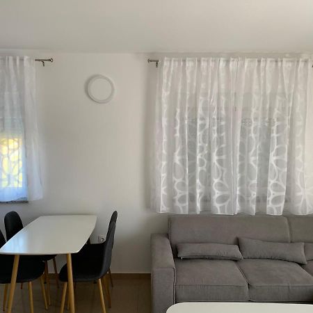 Ferienwohnung Apartman Ki Pula Exterior foto