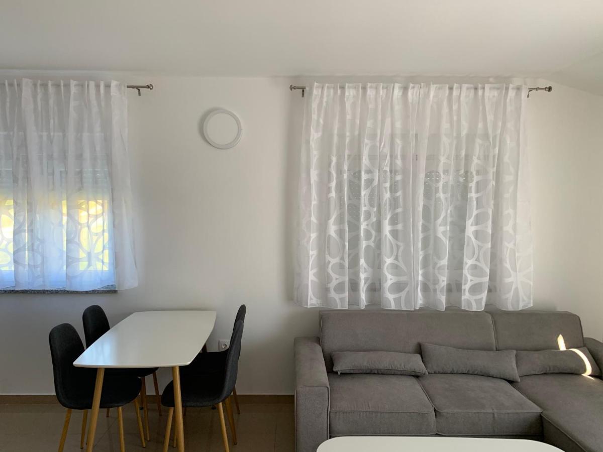 Ferienwohnung Apartman Ki Pula Exterior foto