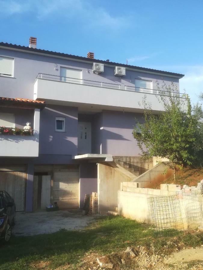 Ferienwohnung Apartman Ki Pula Exterior foto