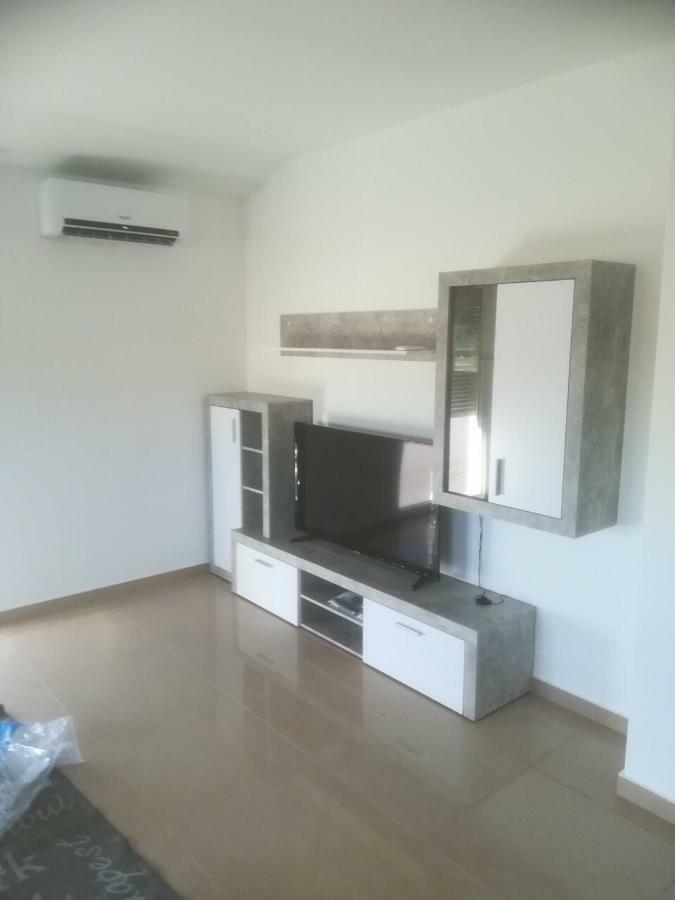 Ferienwohnung Apartman Ki Pula Exterior foto